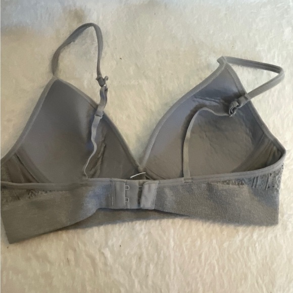 Wonder Nation Gray Lace Bralette - Picture 2 of 4